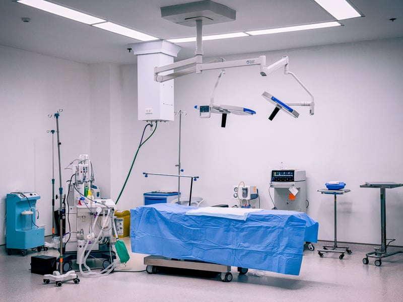 Improve Operating Room Readiness with Real-Time Vendor Credential Visibility